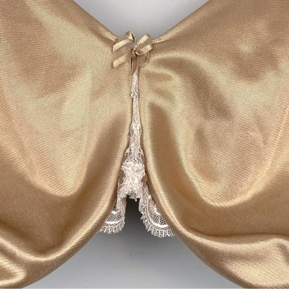 Soma beige Sensuous Sides Minimizer 3inch underwire soft cup bra, 40DDD.